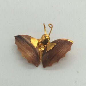 Vintage Small Brown Shell Butterfly Brooch Pin Gold Tone